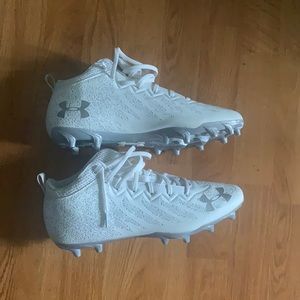 Football cleats